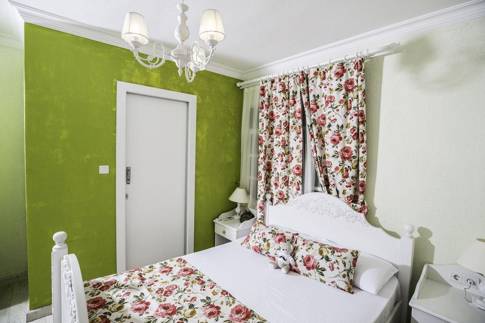 The White Hotel Alaçatı Buitenkant foto